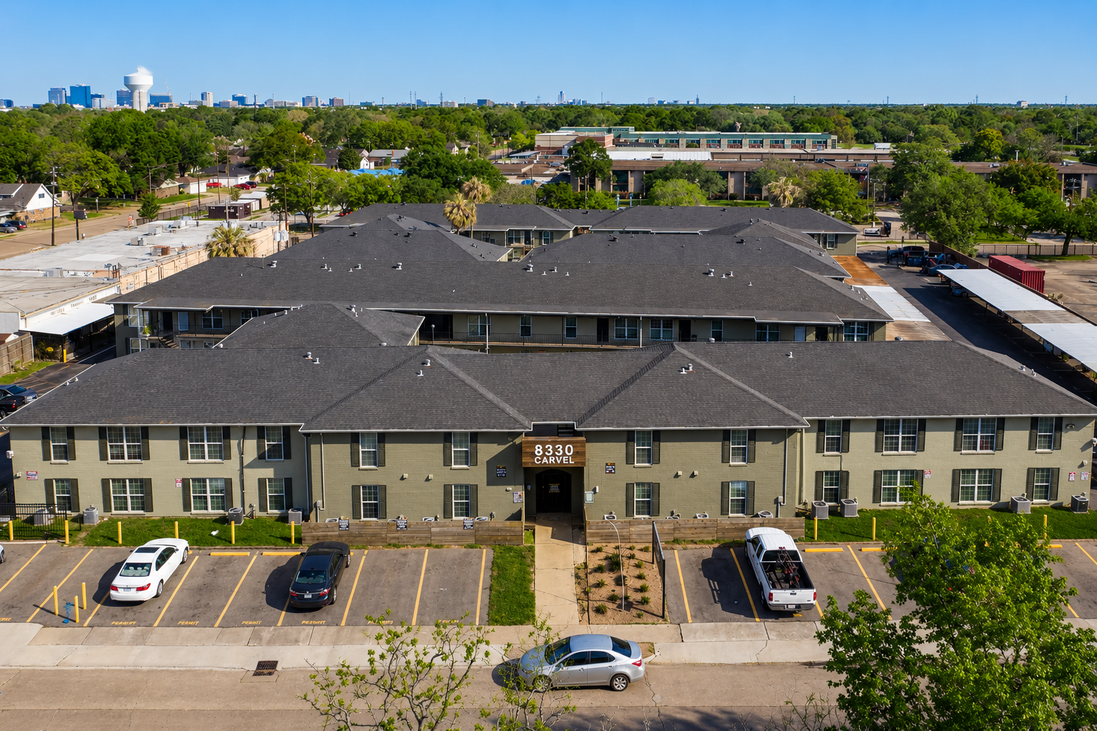 Aerial view of Carvel Apartments in Houston